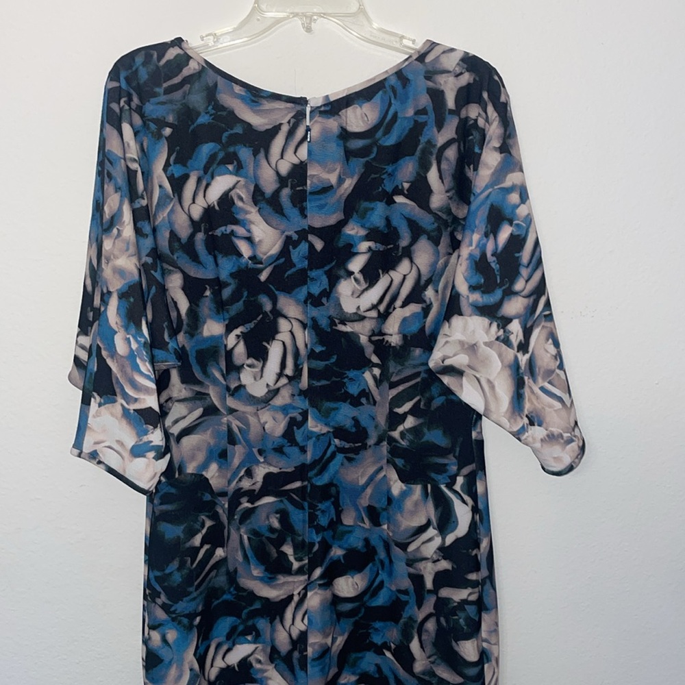 Black Halo Floral Sheath Dress - Picture 8 of 9